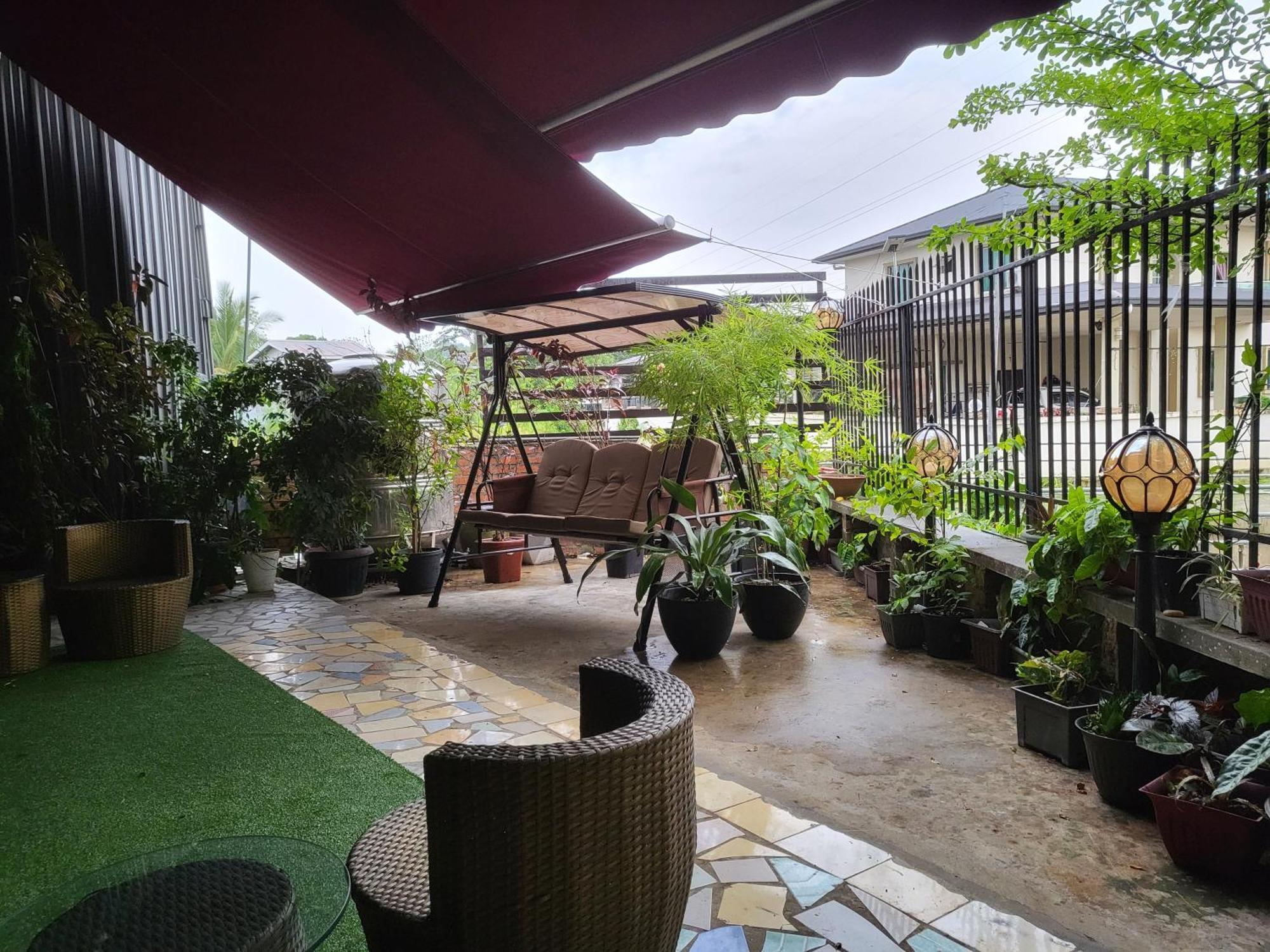 Inn Shalom